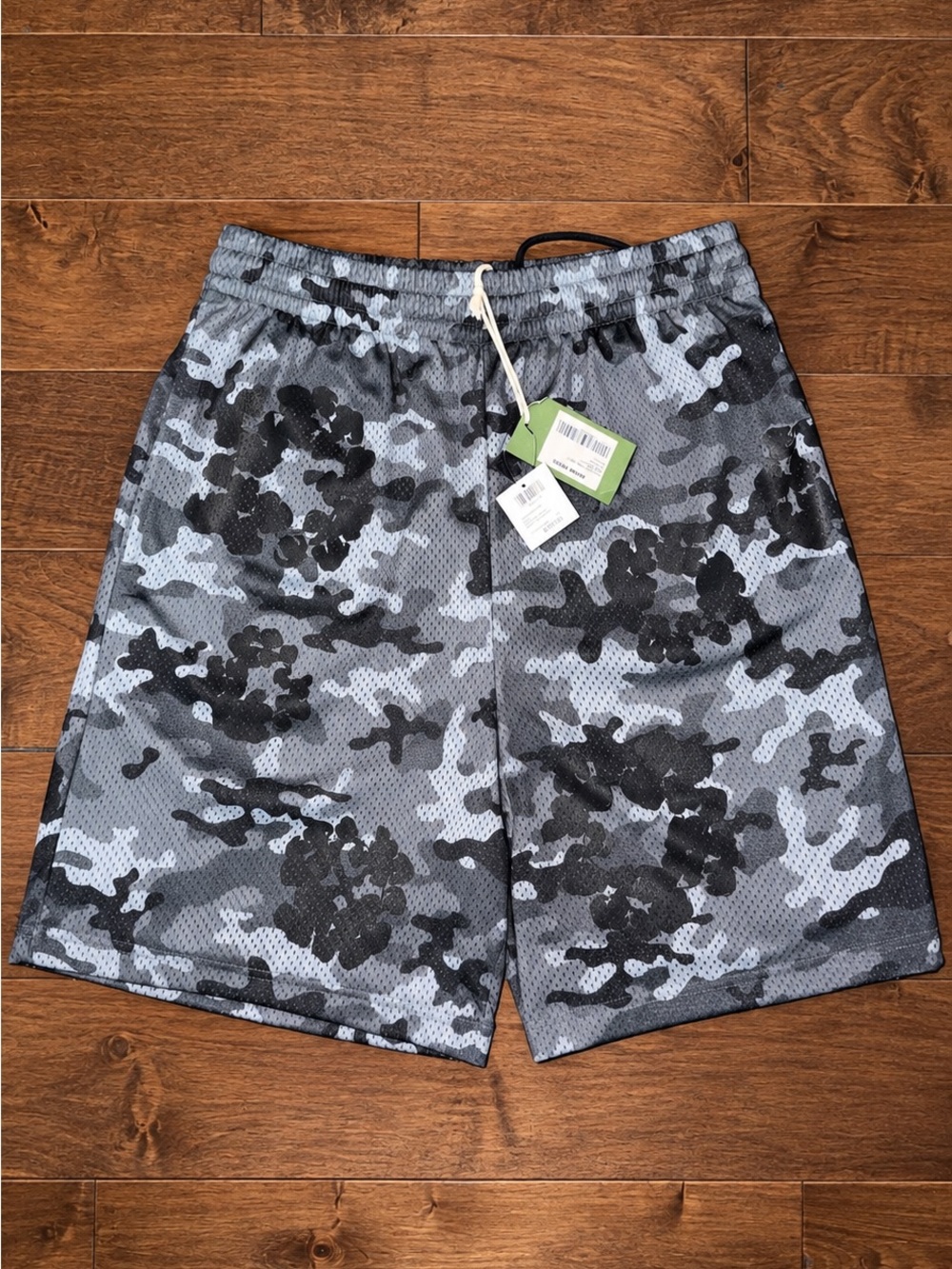 Denim Tears Black Wreath Camo Mesh Shorts Gray Size L NWT